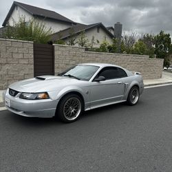 2004 Ford Mustang