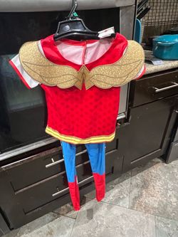 Super hero wonder woman size 6-8