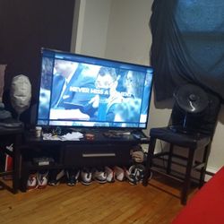 58 Inch LG Smart TV 