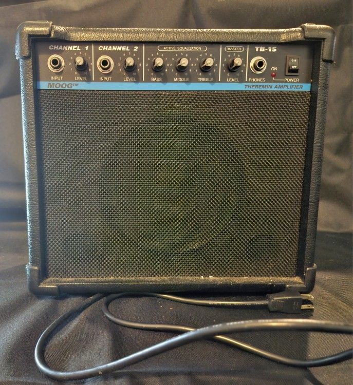 Guitar AMP - ALMOST BRAND NEW