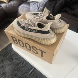 Yeezys Brown Size 11/5