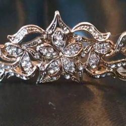 Tiara 