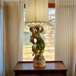 Rare Genuine Imported Italian Capodimonte Porcelain Azzolin Brothers Antique Lamp 1964 Girl Grapes