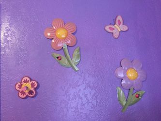 Girls room wall decor