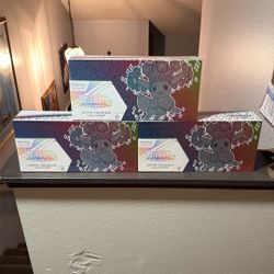 Pokemon Prismatic Evolutions Super-Premium Collection