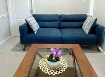 Coffee/Centered Table