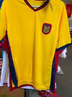 Nueva playera de Ecuador