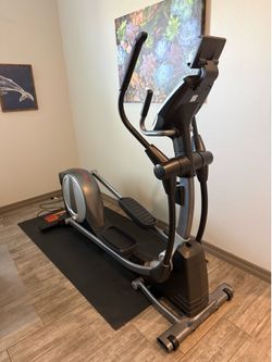 Pro‑Form Elliptical PFEL07716.2 – Great Condition