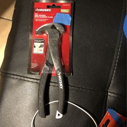 Husky 7in End Nippers With Hammerclaw
