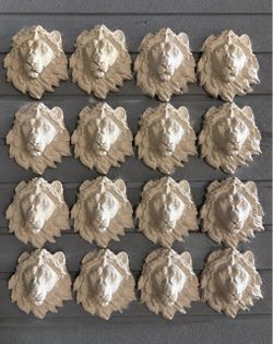 8x8 concrete lion NEW 2pcs $35