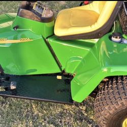 John Deere 1200A Bunker Rake 