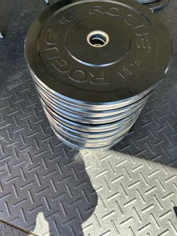 ROGUE bumper plates 230lb and 3 weight plate holders
