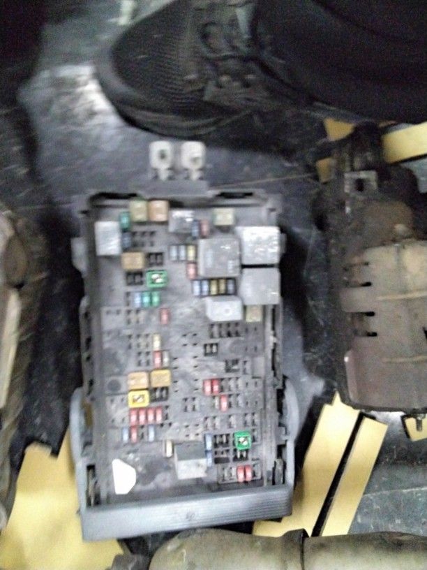 Tahoe Fuse Box