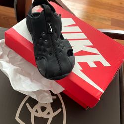 Nike Toddler Sandals 7c
