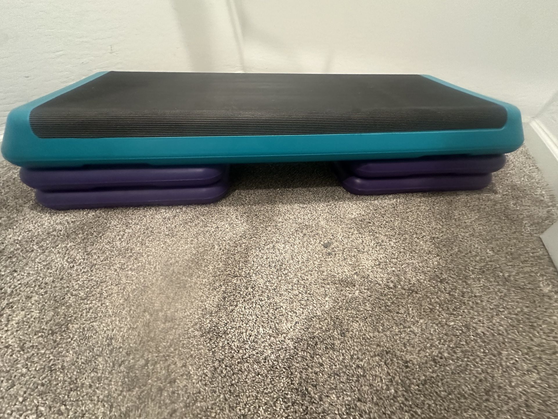 Aerobic Step Platform Exercise Adjustable Workout Stepper w/4 Riser Green