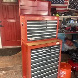CRAFTSMAN TOOL BOX / KEYS 