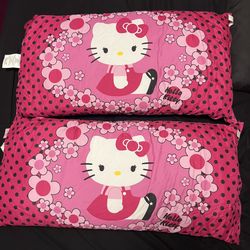 Hello Kitty (queen) pillows 