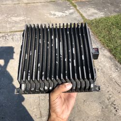 Kicker Bass Station amplifier very powerful