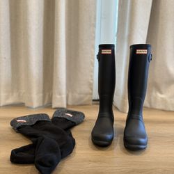 Hunter Rainboots And socks