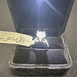 Diamond Ring 2 CT + 14k White Gold