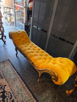 baroque style chaise longue or