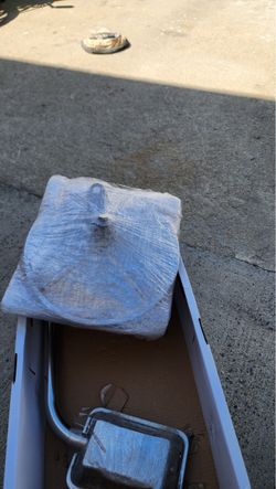 Freightliner hood mirror