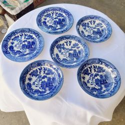 Vintage Blue Willow Dish Set