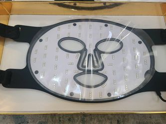 LED Light Therapy Face Mask – 3 Modes, 180 LEDs – New in Box