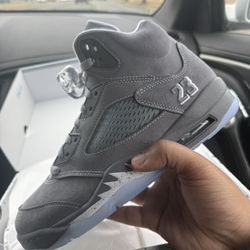 Air Jordan Retro 5 Wolf Grey
