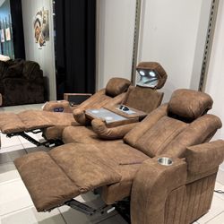 NEW 🛸Wolfridge Power Recliner with Power Headrests by Ashley!
