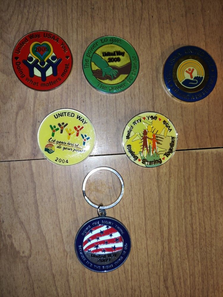 5 USAA Challenge Coins & 1 Key Holder Coin