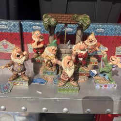 Jim Shore Disney Snow White 7 Dwarfs Figurines Lot of 8 with Wishing Well in BoxJim