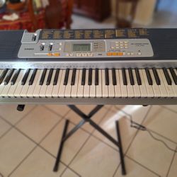 CASIO LIGHTED KEYS KEYBOARD 