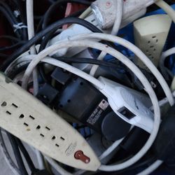 Power CORDS W/ OVERLOAD Protection Powers 6+ Decice