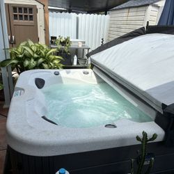 Jacuzzi Spa/ocho Rios