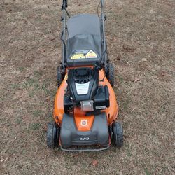 Husqvarna AWD Electric Push Start Or Pull Start SELF Propelled Push Mower  With Kohler Engine And 21 Inch Cut Located In Southmont NC 