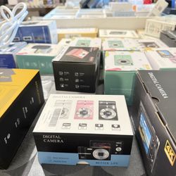 Brand new Digital Camera, Cameras for Kids, UHD 4K Point and Shoot Digital Cameras with 32GB Card, 16X Zoom, Anti-Shake, Date Stamp, Compact Small Cam