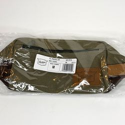 Florsheim Men’s Toiletry Bag Travel Dopp Kit 9”x5”x5” Zip Case Organizer | New