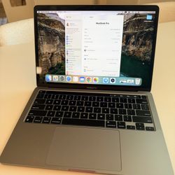 Apple MacBook Pro 13,3’ 8/256