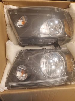 NEW!!!! FORD F150/F-150 2004-2008 SMOKE HOUSING CRYSTAL AMBER HEADLIGHTS w/  DAYTIME RUNNING LIGHT Bar