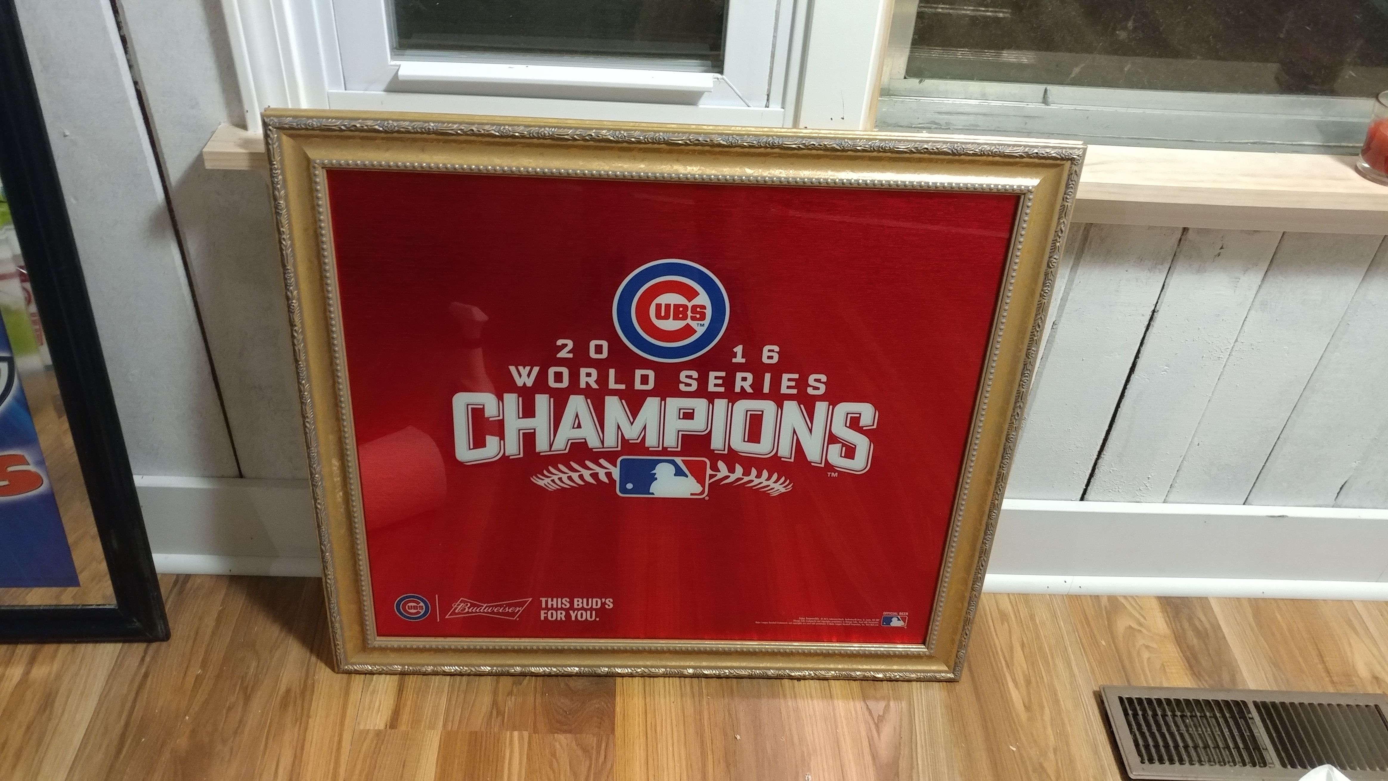 2017 Budweiser bar mirror 2016 World Series champions Chicago Cubs