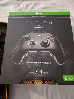 Xbox one and windows 10 controller