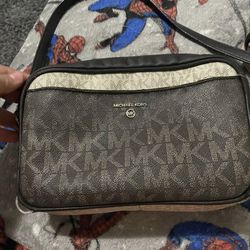 Michel Korea bag