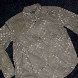 LV Shirt Size M-L