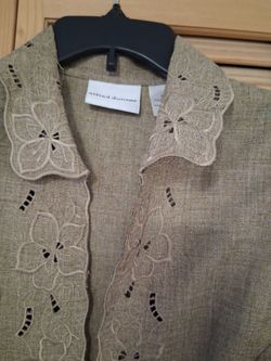 Alfred Dunner Floral Embroidered Top