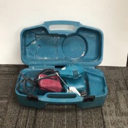 Makita Pad Sander