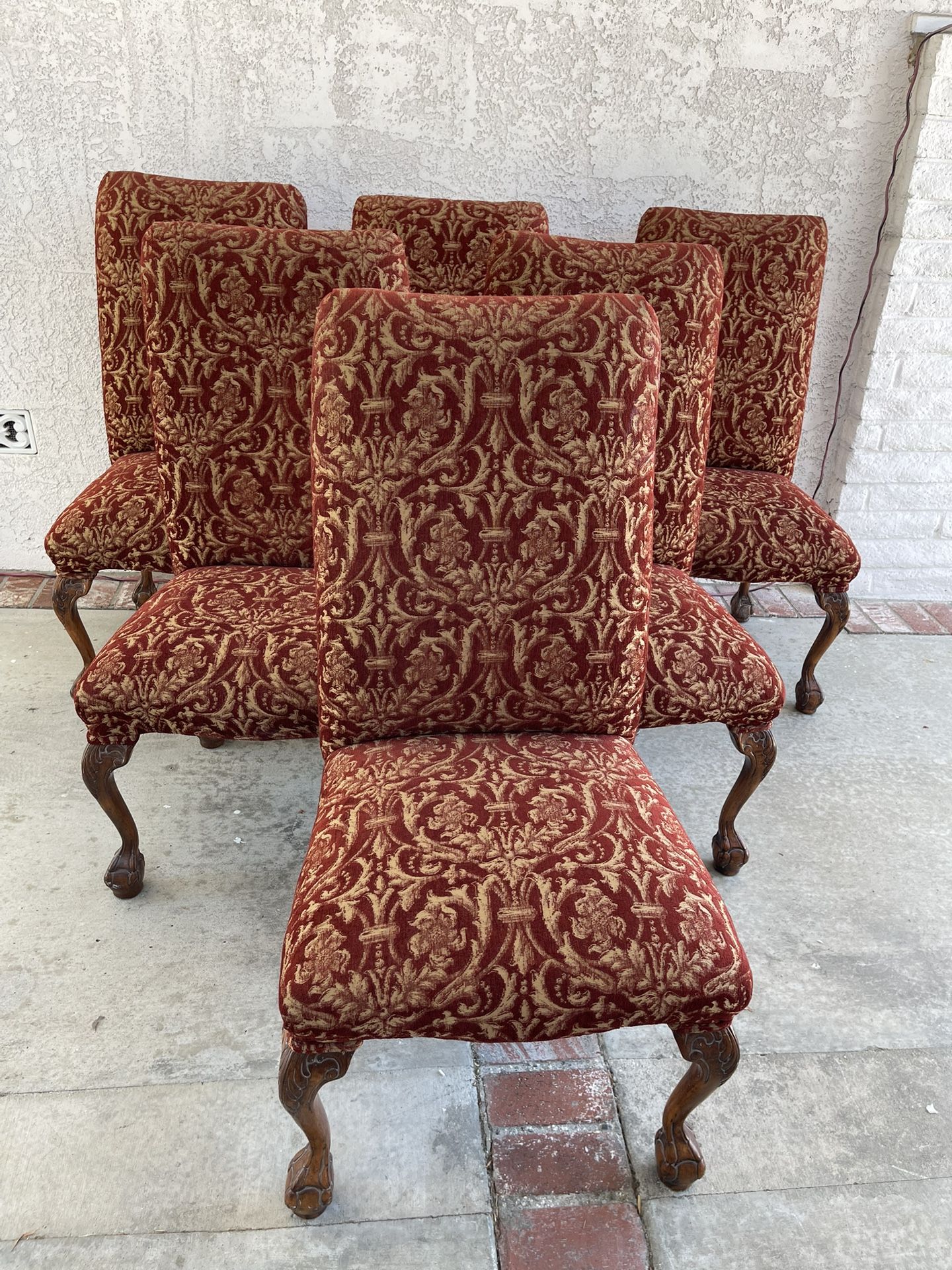 Six Beautiful Vintage Victorian Style Dining Chairs🌷$400 **New Upholstery**