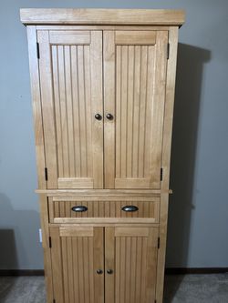 Solid Pine Hutch