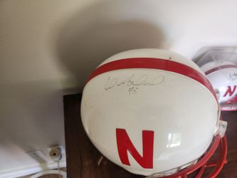 Autograph mini and full size football helmets