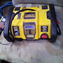 Stanley Fat Max Compressor And Jump Box